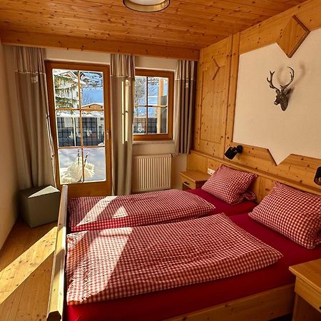 Apartamento Tiroliving Berwang Exterior foto