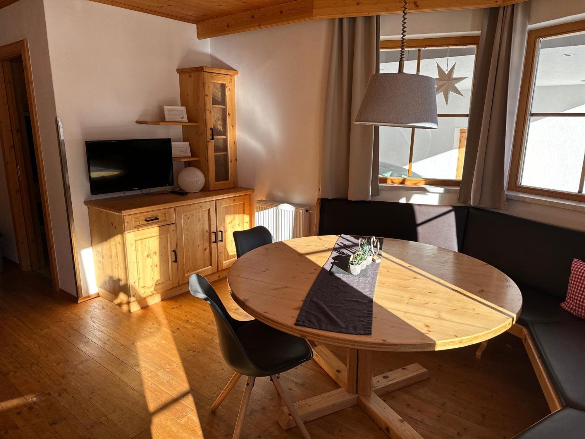 Apartamento Tiroliving Berwang Exterior foto